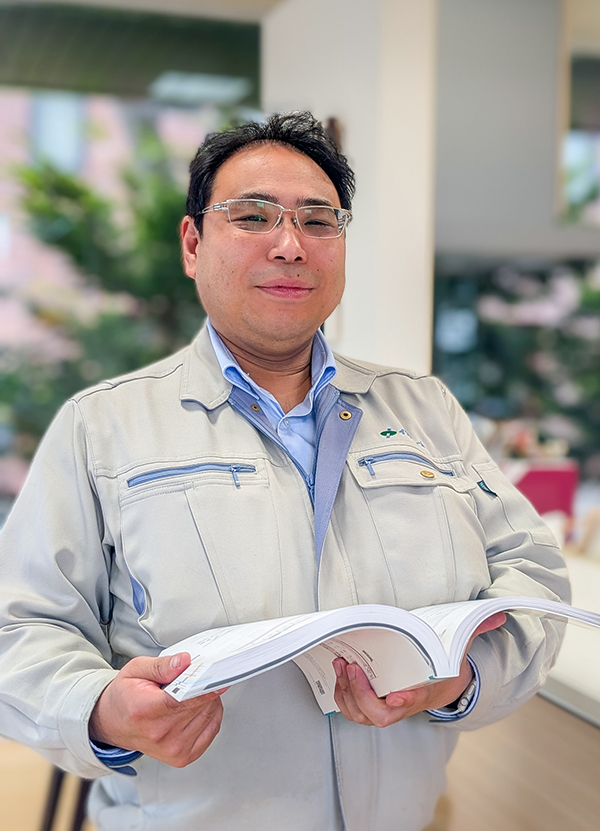 村川　領一