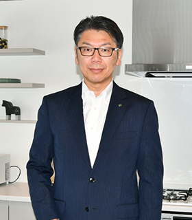 開本　義治