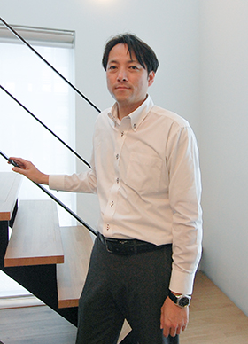 野坂　俊介