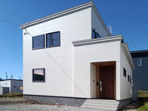 【室蘭市八丁平の建築中モデルハウス】完成しました！今週末オープンです！