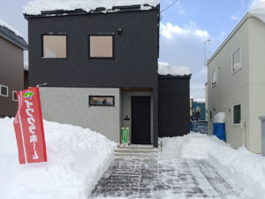【札幌・大雪】21年ぶりの記録的積雪！モデルハウス除雪から学ぶ「雪捨て場の確保」と失敗しない土地選びの秘訣